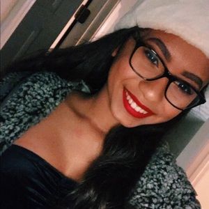 Meet your Posher, Kaitlyn